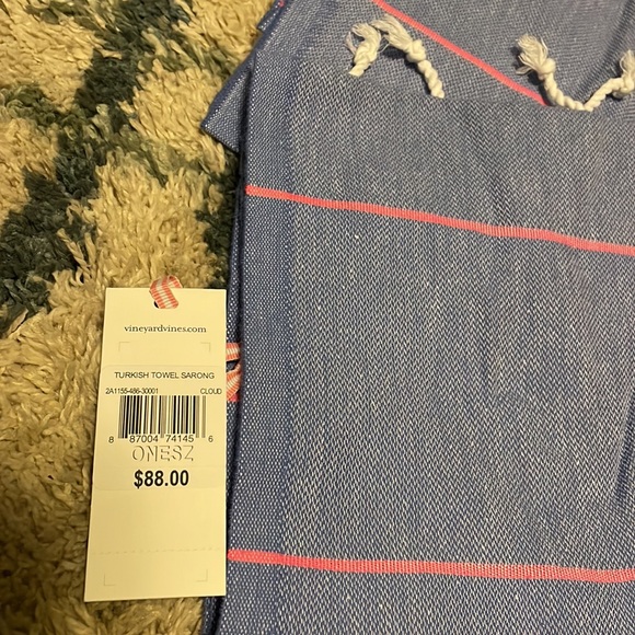 Vineyard vines Turkish towel sarong - Picture 2 of 4
